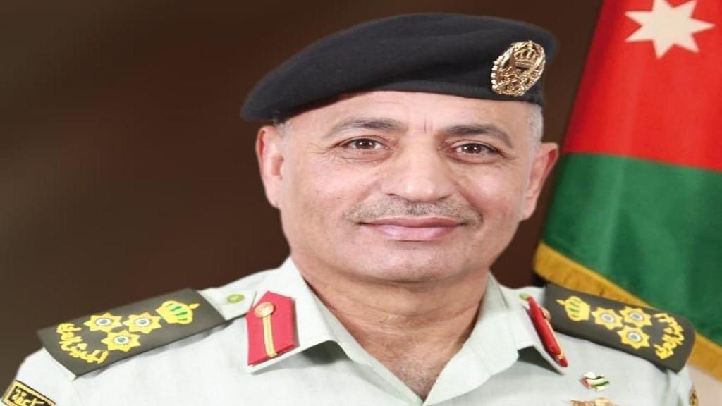 القوات المسلحة تحذر من تداول البيانات الشخصية للمصابين بالفيروس