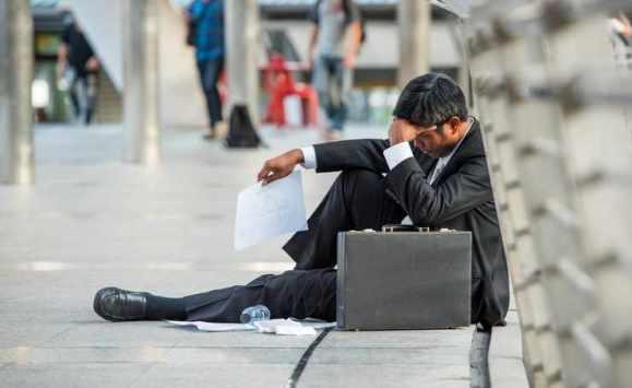 تقرير: البطالة ستوصل أميركا إلى حافة الهاوية