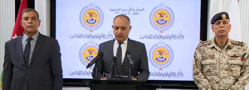 الحكومة تنفي فرض حظر شامل