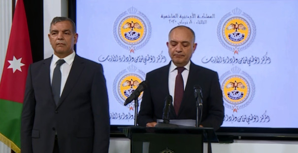 الحكومة: حظر تجول شامل منتصف ليل الخميس لمدة 48 ساعة