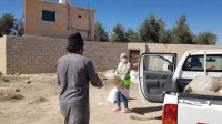 الهيئة الخيرية الأردنية الهاشمية توزع طرودا غذائية في معان