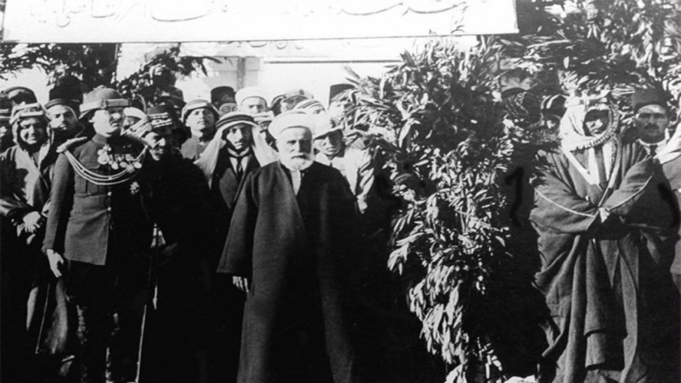 الرزاز يهنئ بمناسبة ذكرى الثورة العربية الكبرى ويوم الجيش (فيديو)