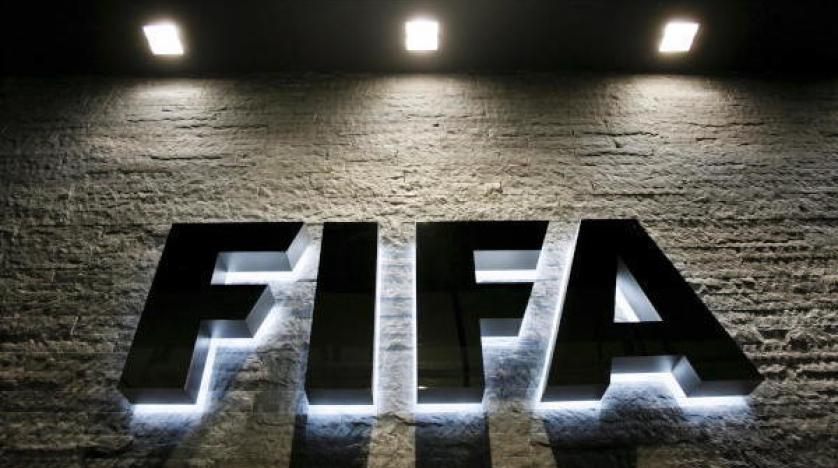“فيفا” يؤكد عدم أحقية اتحاد الكرة بتعديل عقود اللاعبين