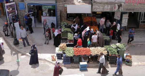 "رايتس ووتش": فقراء الأردن ضَحيّة حماية الحكومة للشركات