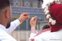 فلسطينيان يعقدان قرانهما في رحاب المسجد الأقصى (صور)