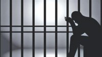 الحبس 6 اشهر لوالد قتل ابنه و20 عاما لقاتل ابنه الاخر