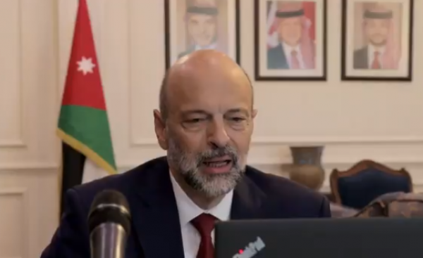 الرزاز: الأردن يستطيع التغلب على كل الظروف (فيديو)