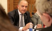 العضايله : لا أعـداد محـددة لمن أنهيت خدماتهم ببعض الدول