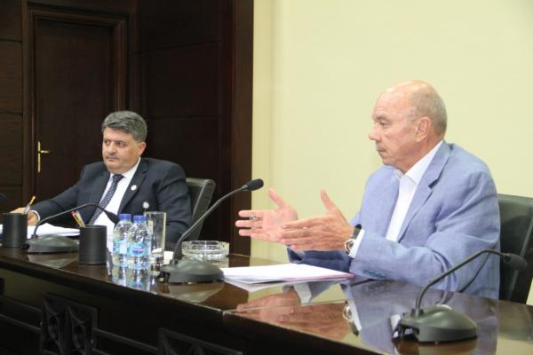 الفايز يترأس ويستضيف إجتماع الهيئة الإستشارية لجمعية عَون