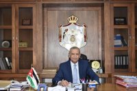 رئيس النيابة العامة يقرر إحالة نفسه على التقاعد