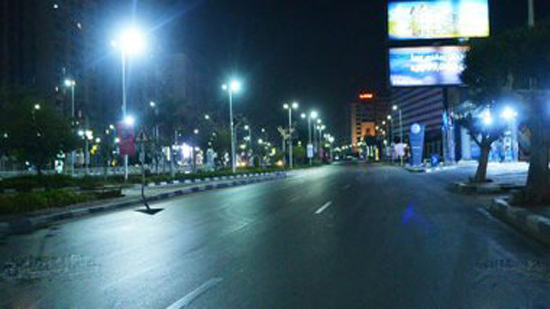 تمديد عمل المحلات التجارية حتى 12 ليلا .. وبدء حظر التجول الساعة الواحدة