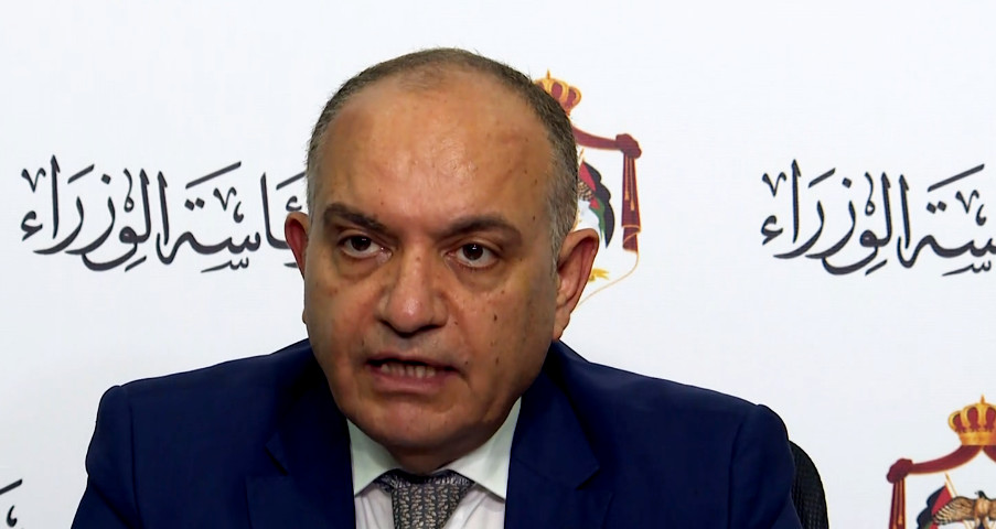 العضايلة: صرف دعم الخبز بعد إجازة العيد ومدة الحظر كما هي الآن