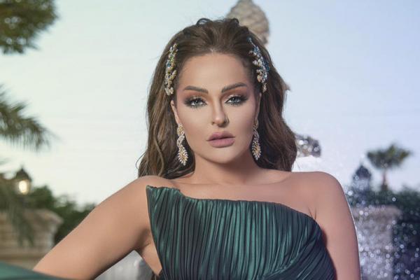 زين كرزون تعلن فسخ خطوبتها
