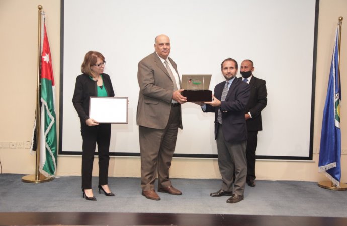 الأمير مرعد بن رعد يكرم جهود ديوان الخدمة المدنية في دعم الأشخاص ذوي الإعاقة