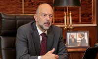 الرزاز: نقترب يوماً بعد يوم من اليوم التاريخي، الذي سيدشّن المئويّة الثانية للدولة الأردنيّة، والذي سنحتفل به جميعاً - بإذن الله ، تحت ظلّ الراية الهاشميّة، بقيادة سيّدي صاحب الجلالة الملك عبد الله الثاني، حفظه الله