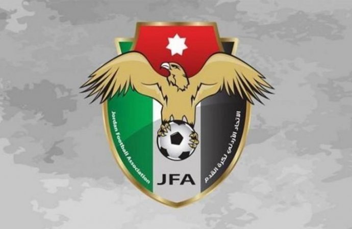 دعوة لاعبي أندية المحترفين لإجراء فحوصات كورونا قبل انطلاق الدوري