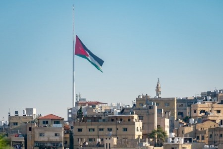 160 طبيب وممرض عسكري اردني يتوجهون الى بيروت