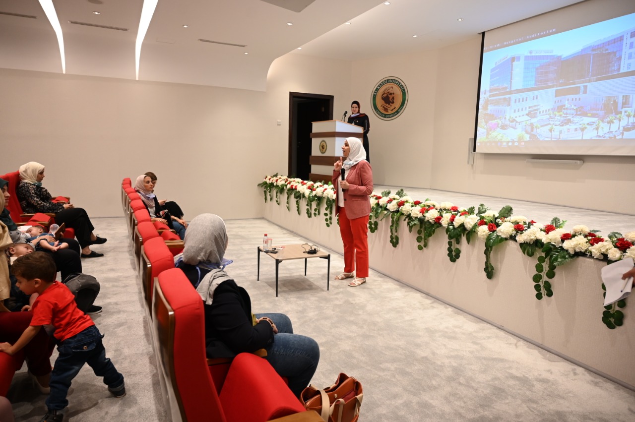 مختصون يؤكدون اهمية الرضاعة الطبيعية على صحة الطفل