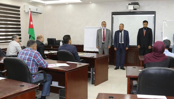 الداخلية تنظم دورة حول مهارات التفكير الابداعي والتواصل مع الجمهور