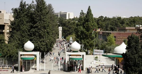 القبول الموحد: لا تمديد لاستقبال طلبات الجامعات