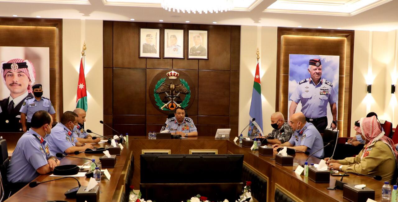 الأمن العام يضاعف ويعيد توزيع قواته في المرافق العامة