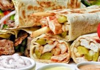 إيقاف مطعم شاورما بالزرقاء بعد حالات تسمم