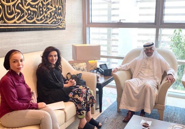 السفير السعودي يلتقي مديرة مؤسسة الأميرة تغريد للتنمية والتدريب