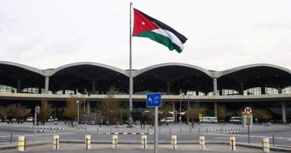 فتح المطار وتسيير رحلات منتظمة بدءا من 8 ايلول الحالي