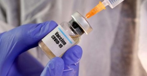 الصحة تنفي الطلب من طلاب المدارس اخذ لقاح كورونا