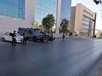 دعوة إلى إعادة النظر بقرار تقليص ساعات العمل وحظر الجمعة