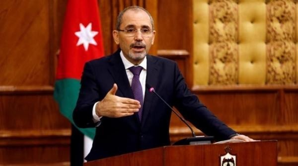 "خطوة تنظيم" في الأردن: مستشارون ووزراء “إلى الخلف در” والأضواء تلاحق الملقي وروابدة وجودة
