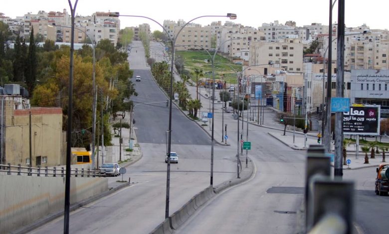 رسائل الرزاز.. الوضع العام للوباء قد يجبر الحكومة على اتخاذ مزيد من الإجراءات