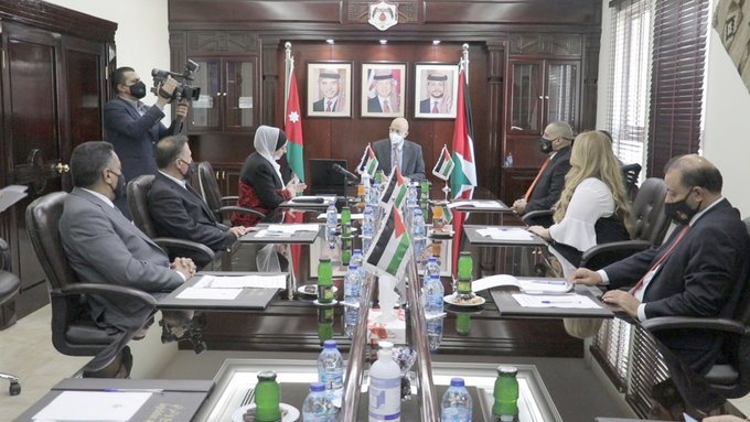 الرزاز: جائحة كورونا اثبتت أن لدينا مؤسسات رقابية فاعلة في حماية صحة المستهلك وجودة السلع والمنتجات
