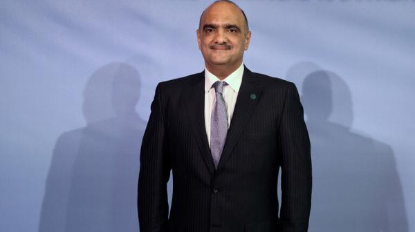 حكومة الخصاونة تؤدي اليمين عصرا .. والملك يلتقي فريق الرزاز اولا