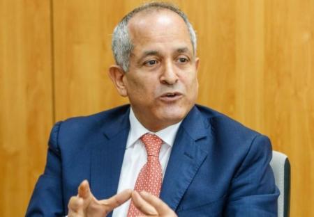 العايد: لدينا معضلة في الالتزام بالكمامات .. ويقدم وعدا للأردنيين