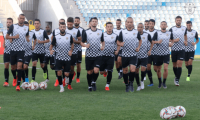 النشامى يستدعي ثمانية محترفين بالخارج