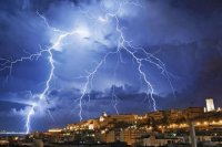 زخات أمطار رعدية اليوم
