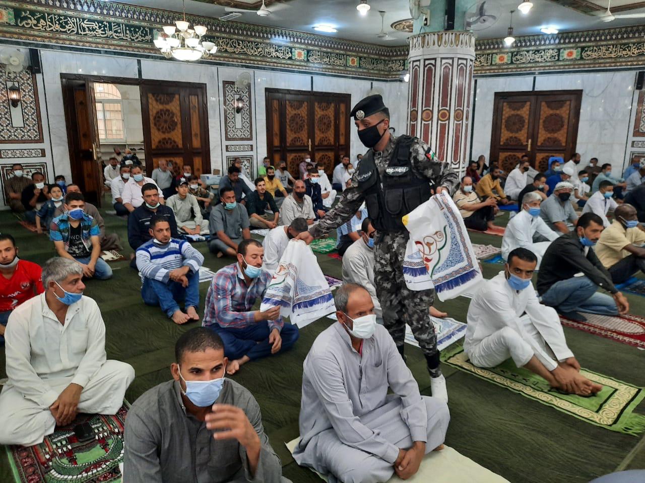 وزير الأوقاف: رفع الحظر غدا من 11.10 وحتى 12.10 لأداء صلاة الجمعة