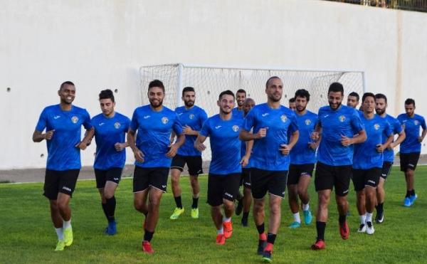 المنتخب الوطني لكرة القدم يبدأ معسكره التدريبي في دبي