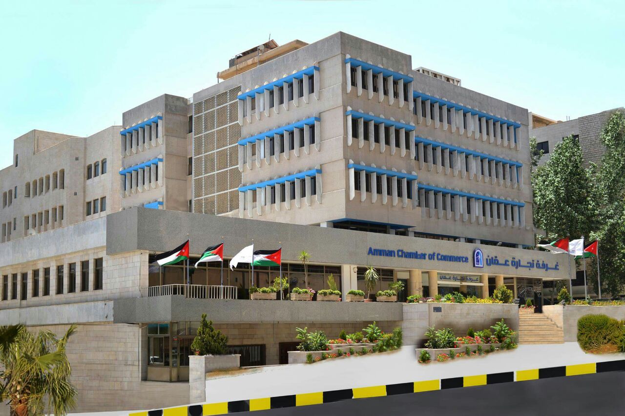 "تجارة عمان" تعد مصفوفة قطاعات منكوبة بسبب "كورونا"