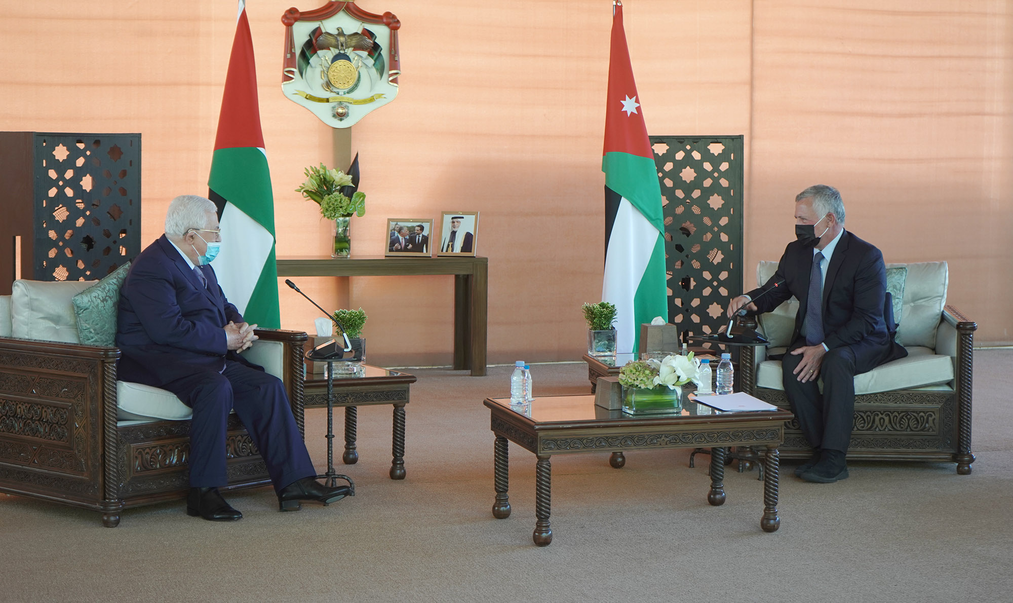 الملك لعباس: الأردن يقف بكل طاقاته وإمكاناته إلى جانب الفلسطينيين