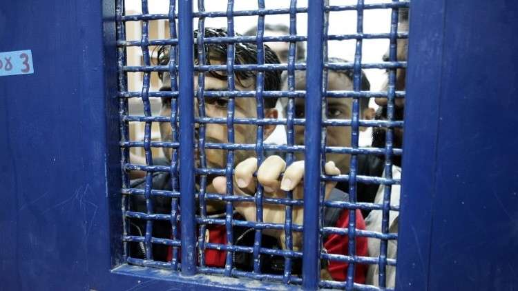 11 أسيرا فلسطينيا بسجون الاحتلال مصابون بمرض السرطان