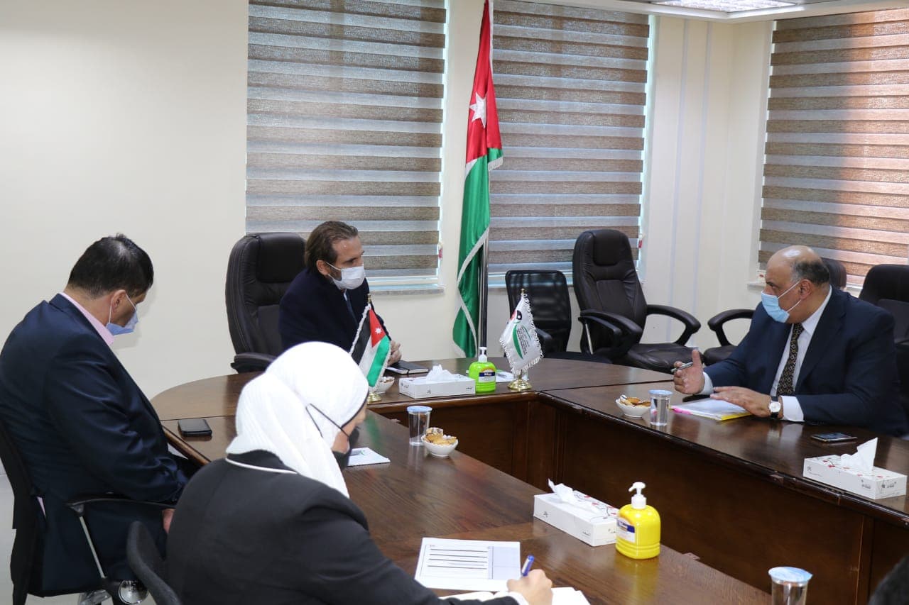 مشروع لتدريب وبناء قدرات الأشخاص ذوي الإعاقة لتهيئتهم لسوق العمل