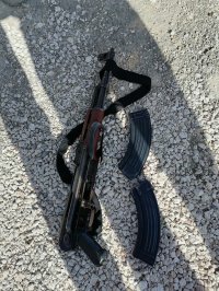 بالصور .. القبض على ثلاثة اشخاص "خطرين" في البادية الشمالية وجرش