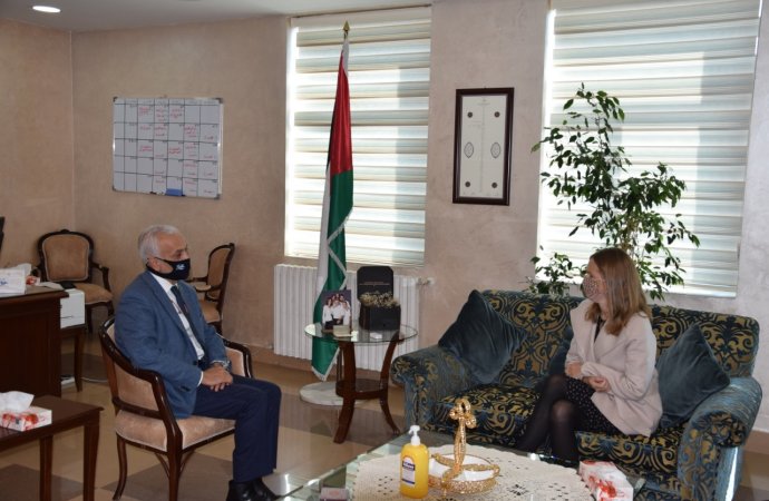 وزير التنمية يستقبل السفيرة النرويجية