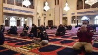استثناء من الحظر لأداء صلاة الجمعة