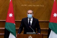 الصفدي: الأردن يثمن الموقفين القبرصي واليوناني في دعمهما لحل القضية الفلسطينية على أساس حل الدولتين.. ولا نحتاج لمزيد من الصراعات ولابد من اعتماد الحوار واحترام الجميع.. والإرهاب عدو مشترك ولا علاقة له بدين الإسلام بل على النقيض