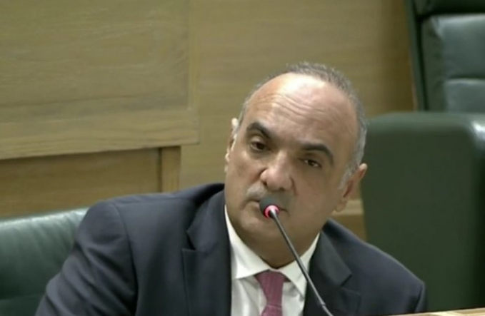 الخصاونة في جلسة الأعيان: أمامنا مفاصل وفرص