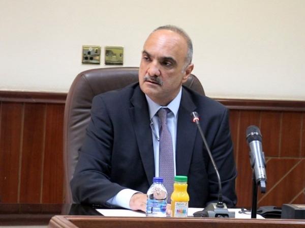 المحامي خريس يقاضي رئيس الوزراء ووزير العدل