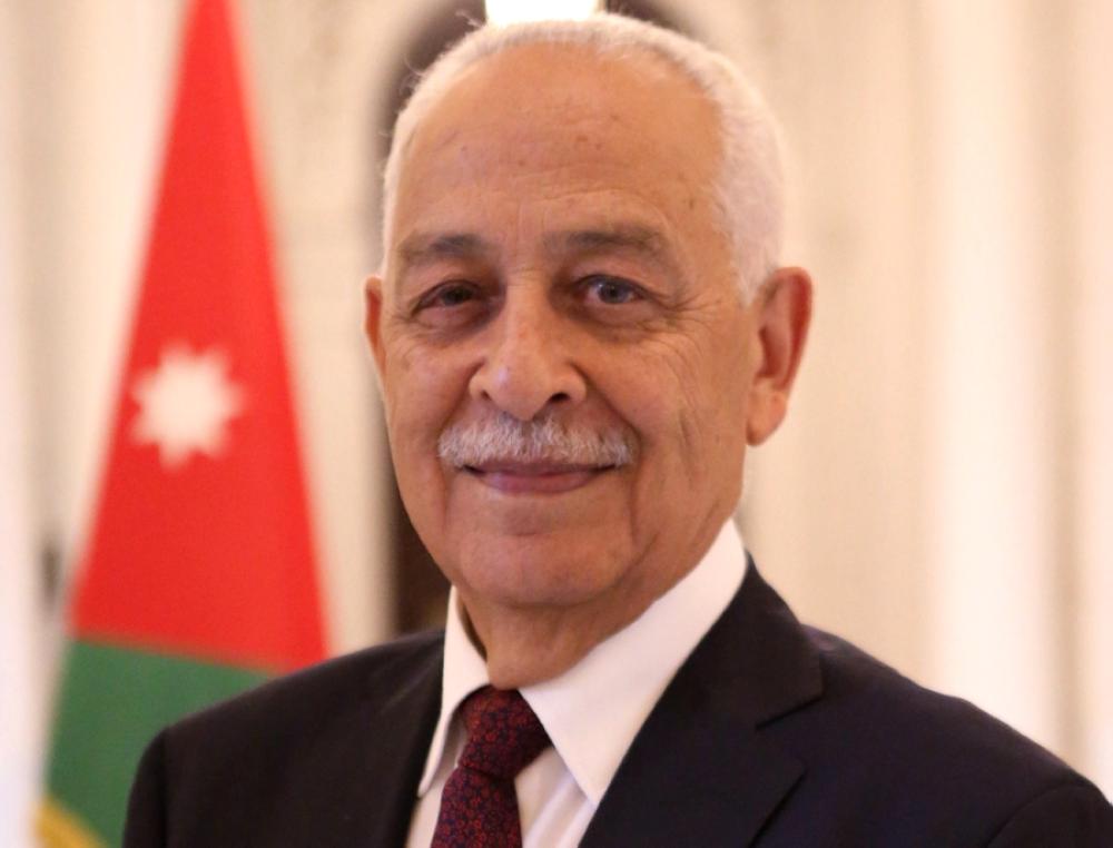 العيسوي ينقل تعازي الملك إلى عشيرتي الشمالات والحمود